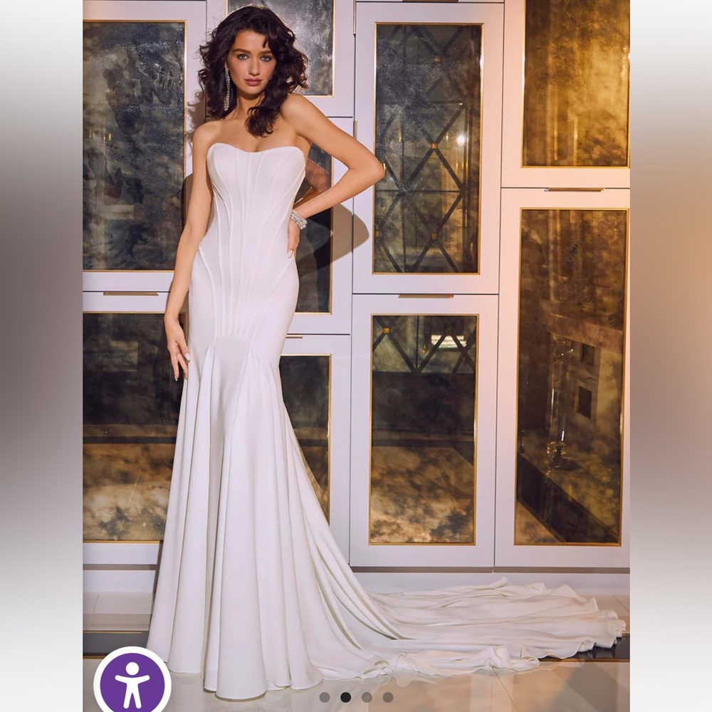 Amy & Eve Tyra 15065